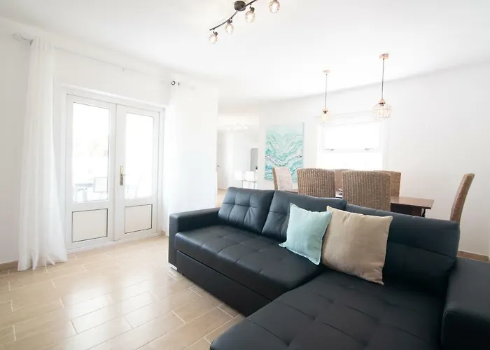 Appartement Playa Roca Penthouse. Great Sea Views! *