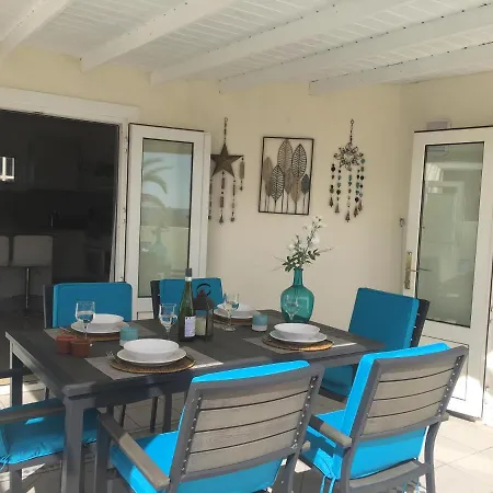 Playa Roca Penthouse. Great Sea Views!