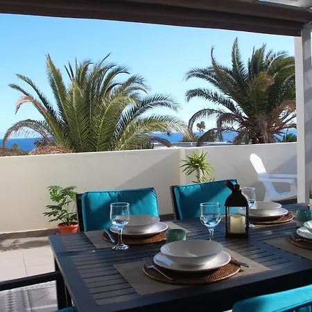 Apartment Playa Roca Penthouse. Great Sea Views! Costa Teguise
