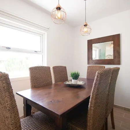 Playa Roca Penthouse. Great Sea Views! Apartment Costa Teguise