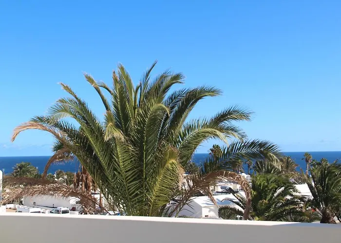 Playa Roca Penthouse. Great Sea Views! Appartamento Costa Teguise
